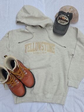 Yellowstone National Park Cream Embroidered Sweatshirt Hoodie Pacific & Co. Med